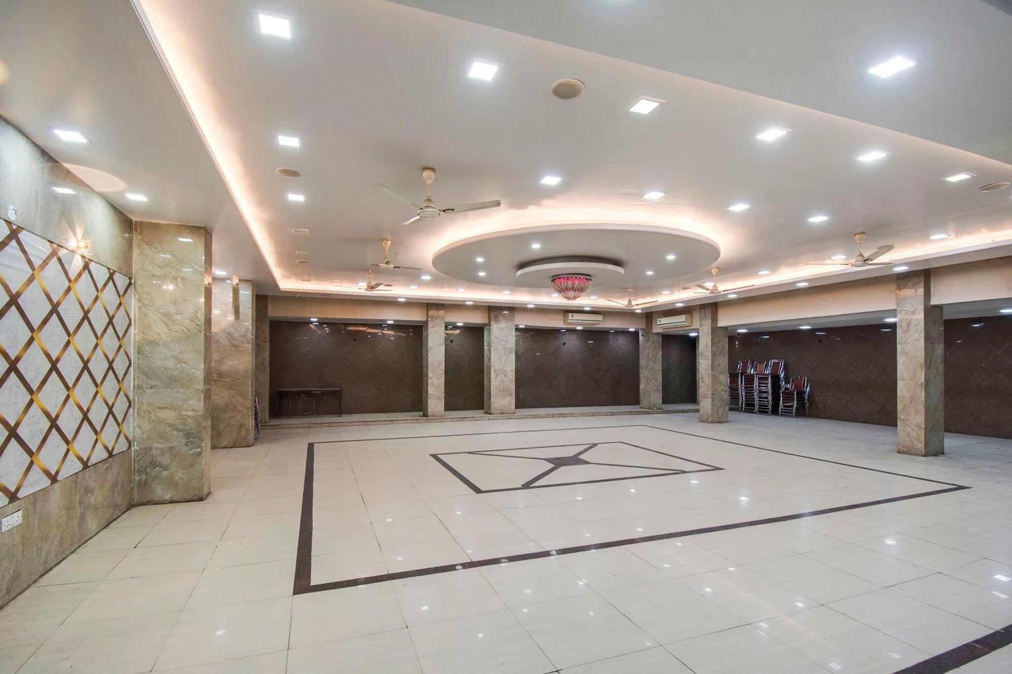 Hotel Capital O Pink Peral Divisione di Divisione di Jaipur Esterno foto