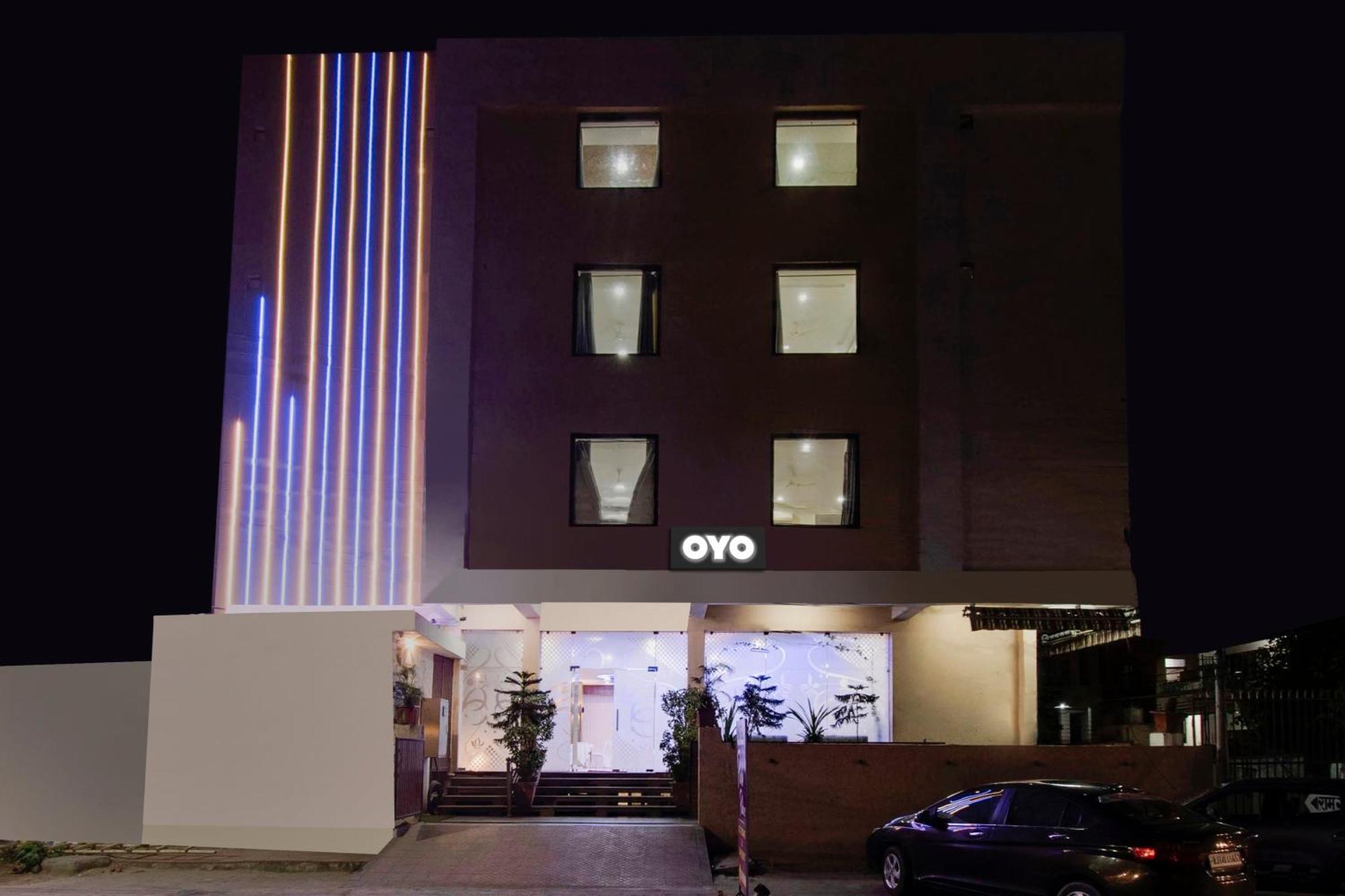 Hotel Capital O Pink Peral Divisione di Divisione di Jaipur Esterno foto
