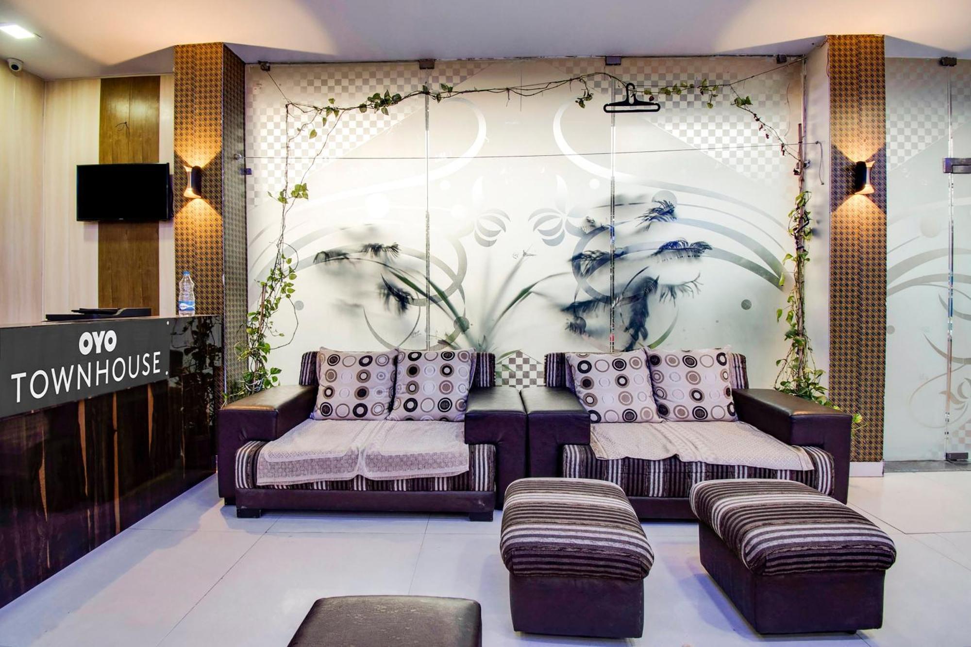 Hotel Capital O Pink Peral Divisione di Divisione di Jaipur Esterno foto