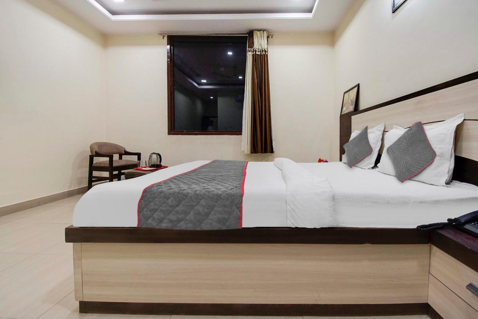 Hotel Capital O Pink Peral Divisione di Divisione di Jaipur Esterno foto